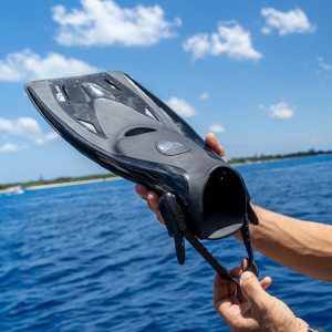Tusa Ceos Mask, Snorkel & Fins Snorkeling Combo Package Set